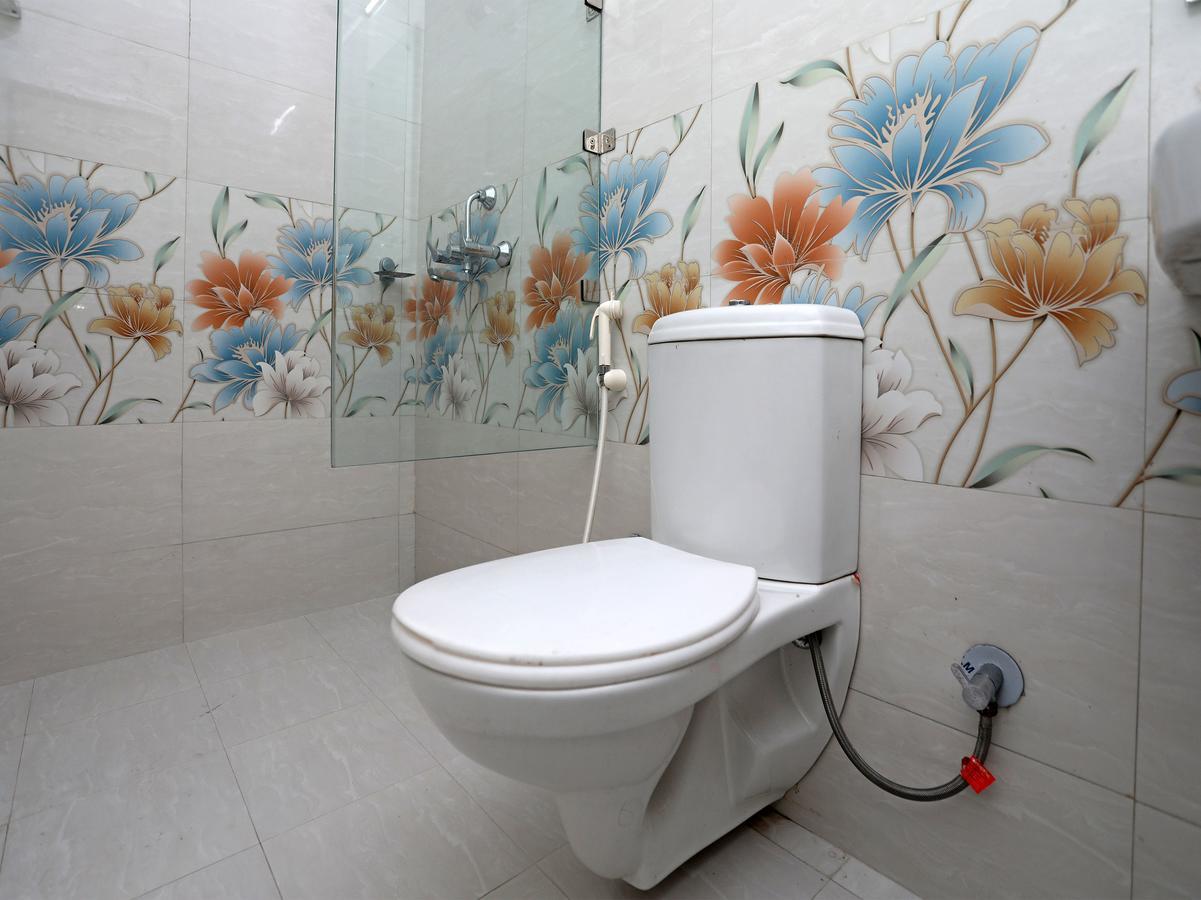 Oyo 10228 Hotel Chandramouli Jaipur Eksteriør billede
